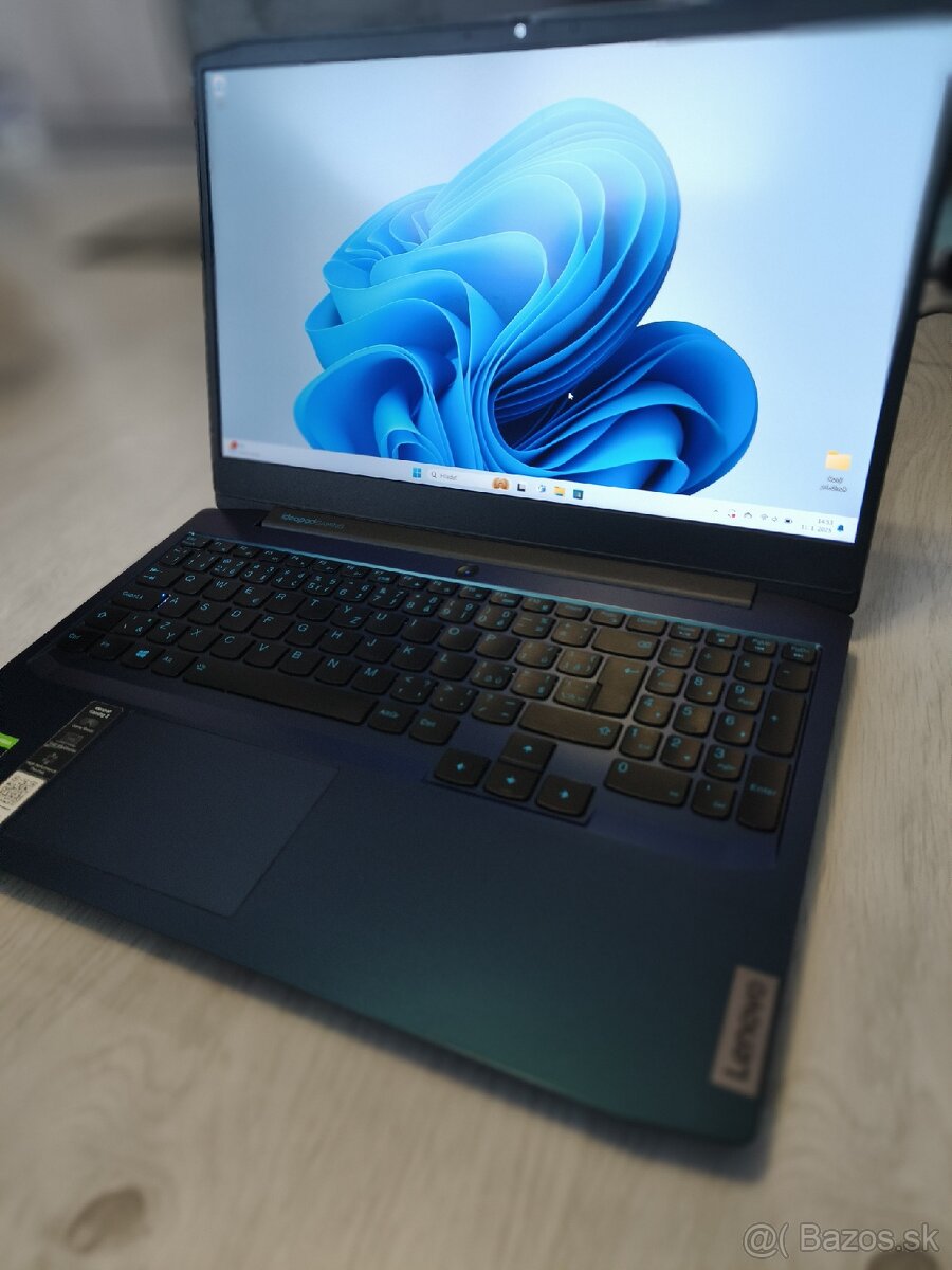 Predám notebook lenovo IdeaPad Gaming 3 15ARH05