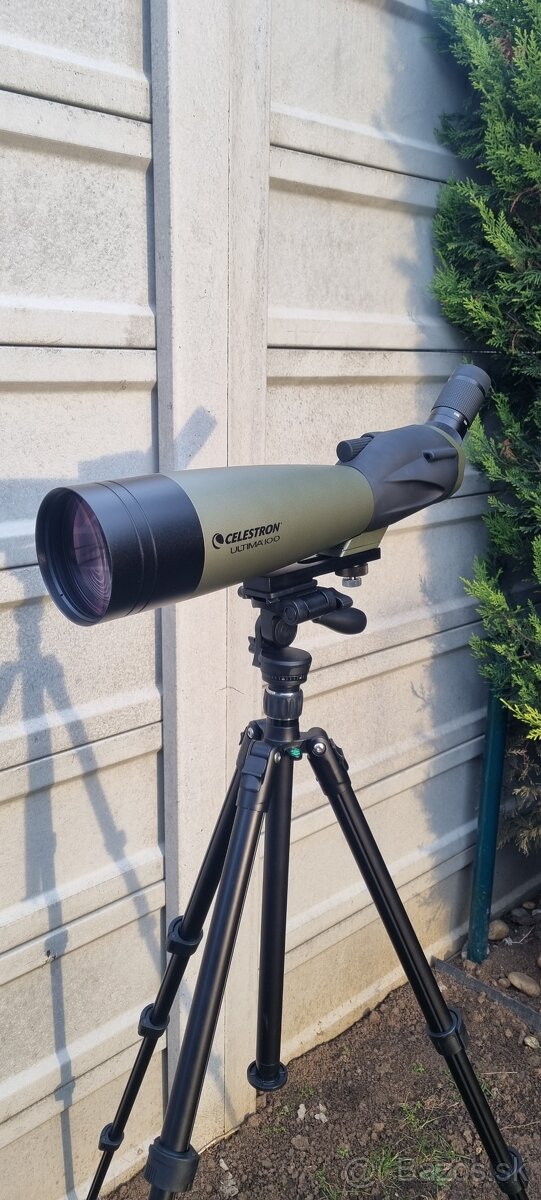 Pozorovací ďalekohľad celestron