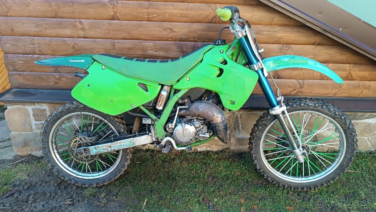 Kawasaki kx 125 ostrý cross