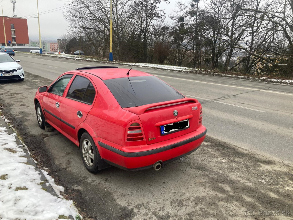 Predám škoda octavia 1.6 benzin