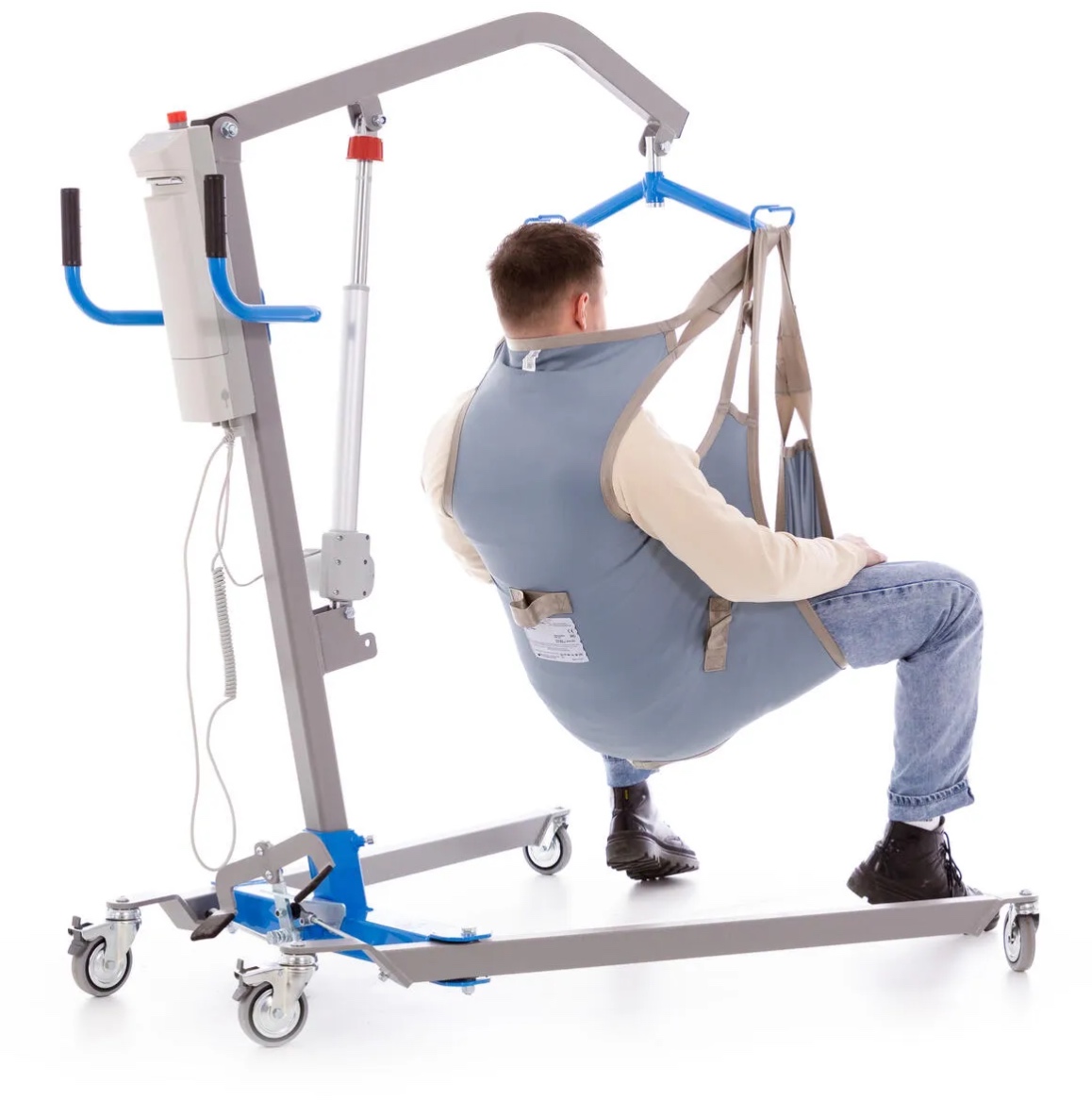 Hydraulický zdvihák pre invalidov