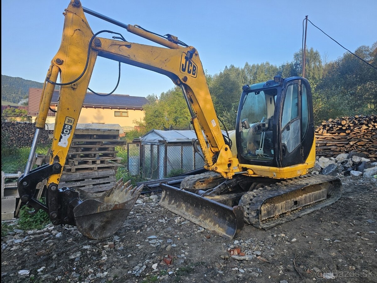 Jcb 8080