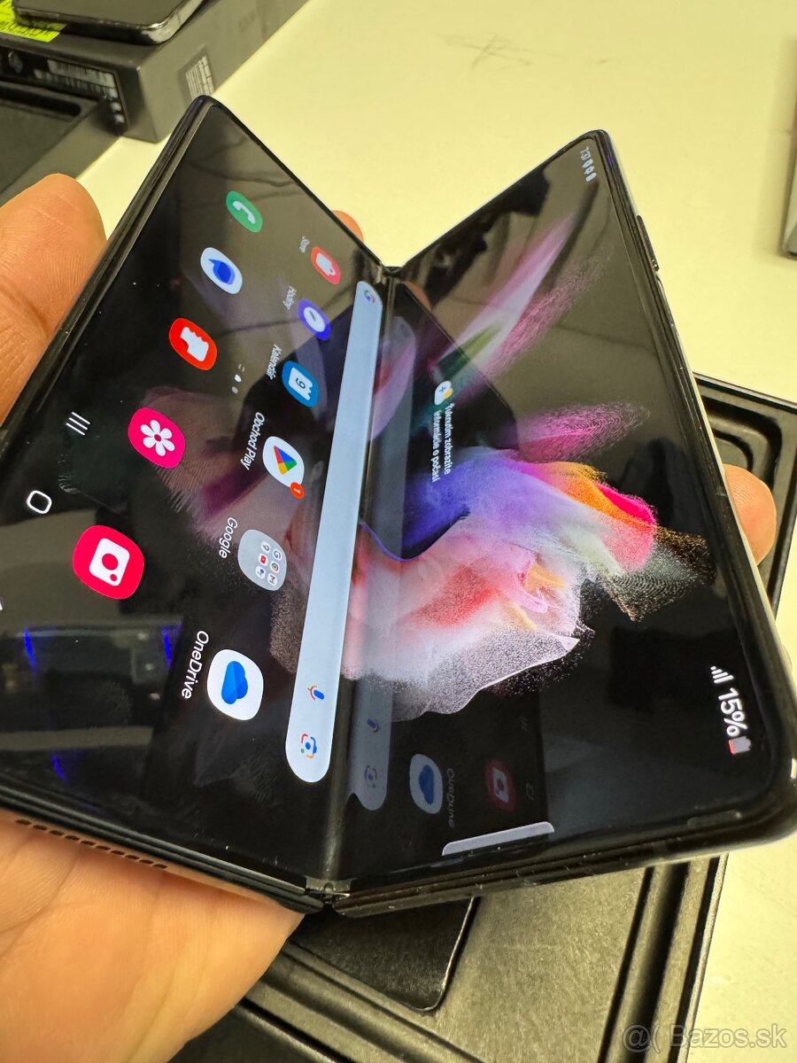 Galaxy Z fold 3 512gb