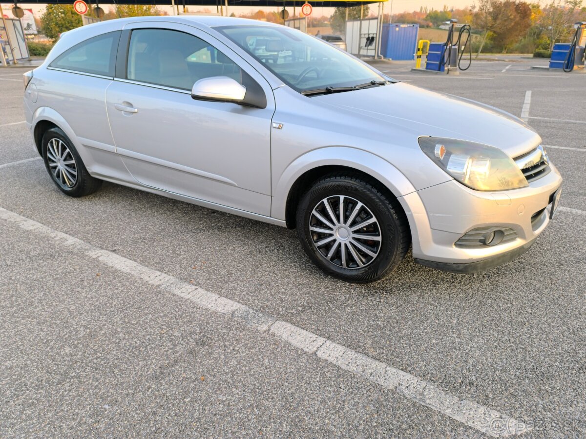 Opel astra gtc