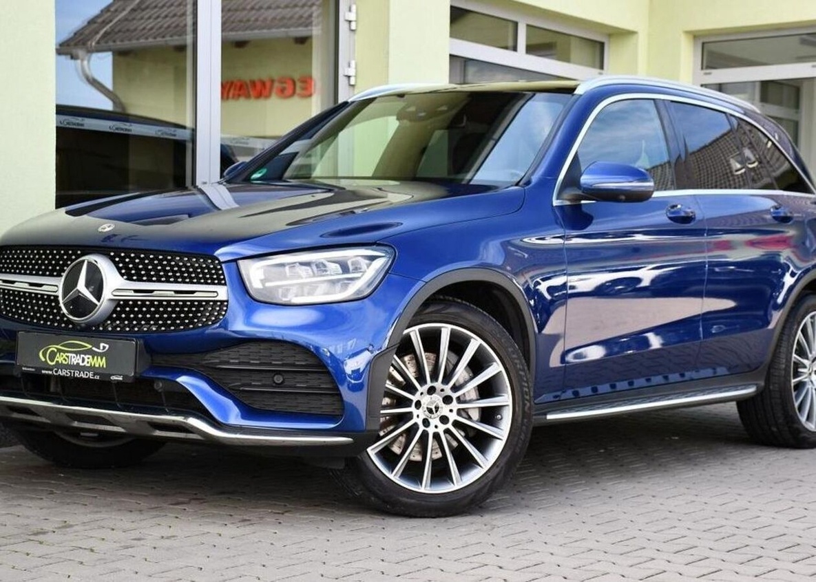 Mercedes-Benz GLC 300d 4M AMG K360°MASÁŽ PANO 180 kw