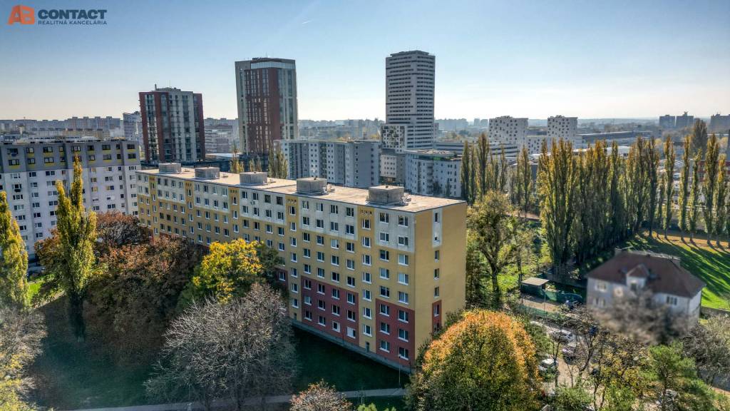 Dvojgarsónka na Vranovskej, Bratislava - Petržalka