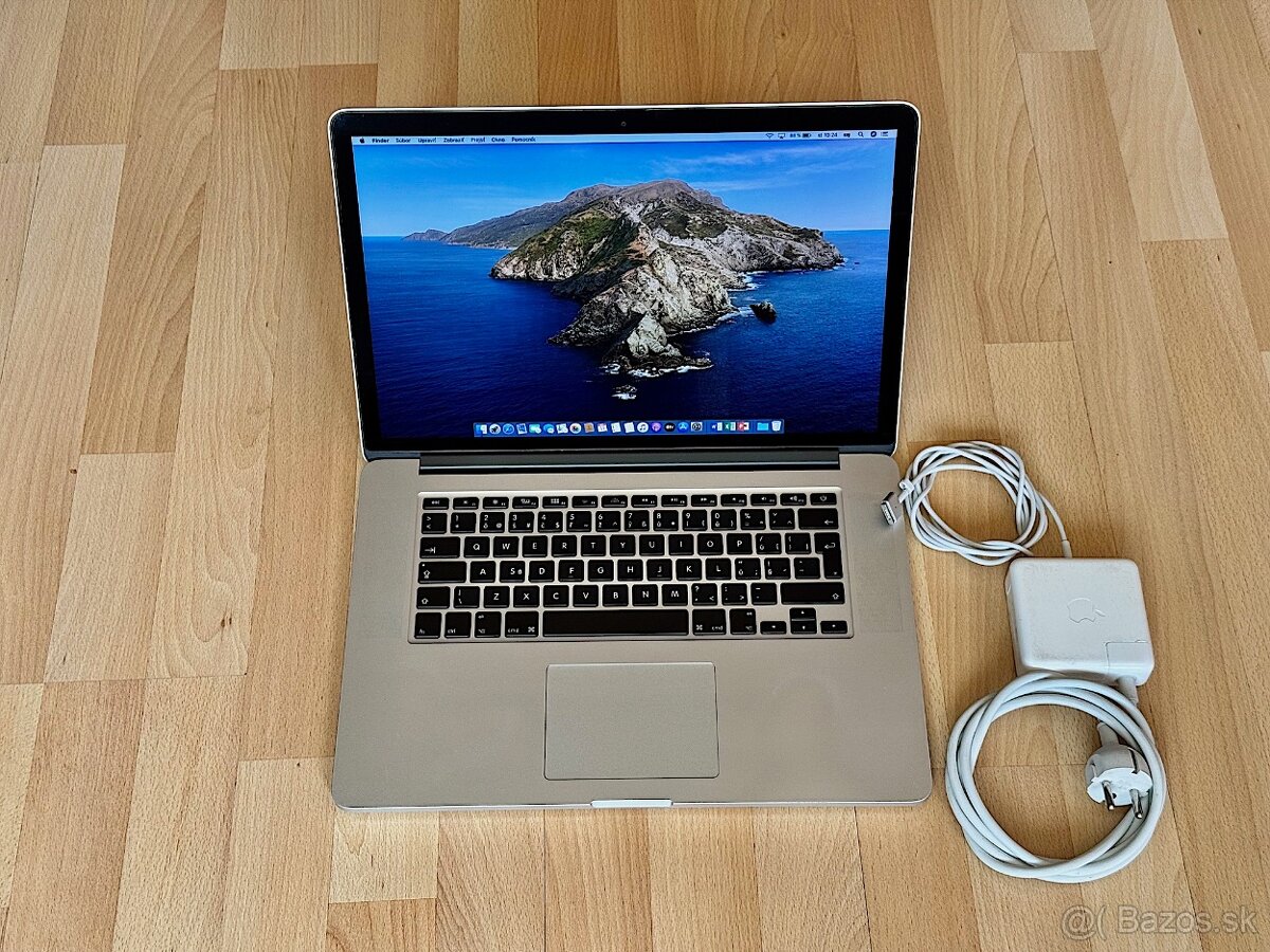 MacBook Pro 15" i7-2,4GHz,4j/8GB/256GB, NOVÁ BATÉRIA