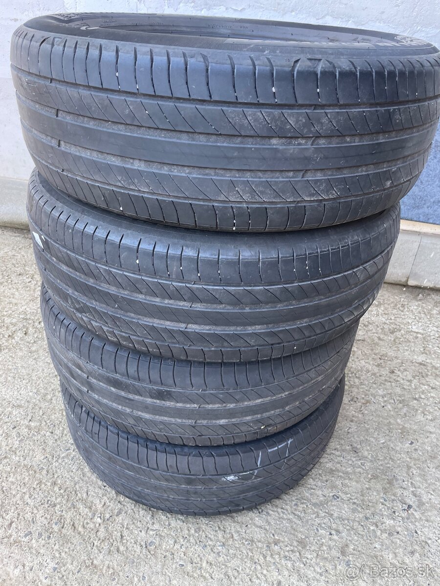 Letna sada MICHELIN PRIMACY 4 215/60r17