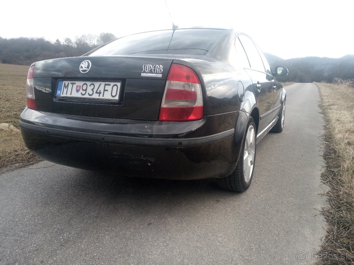 Rozpredám Škoda Superb 1   2.8 benzín automat