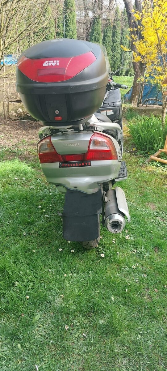 Suzuki Burgman 400