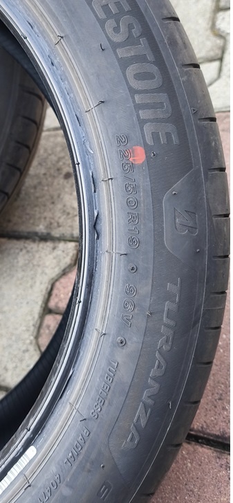 Bridgestone 225/50 R19 TURANZA 6 96V Enliten