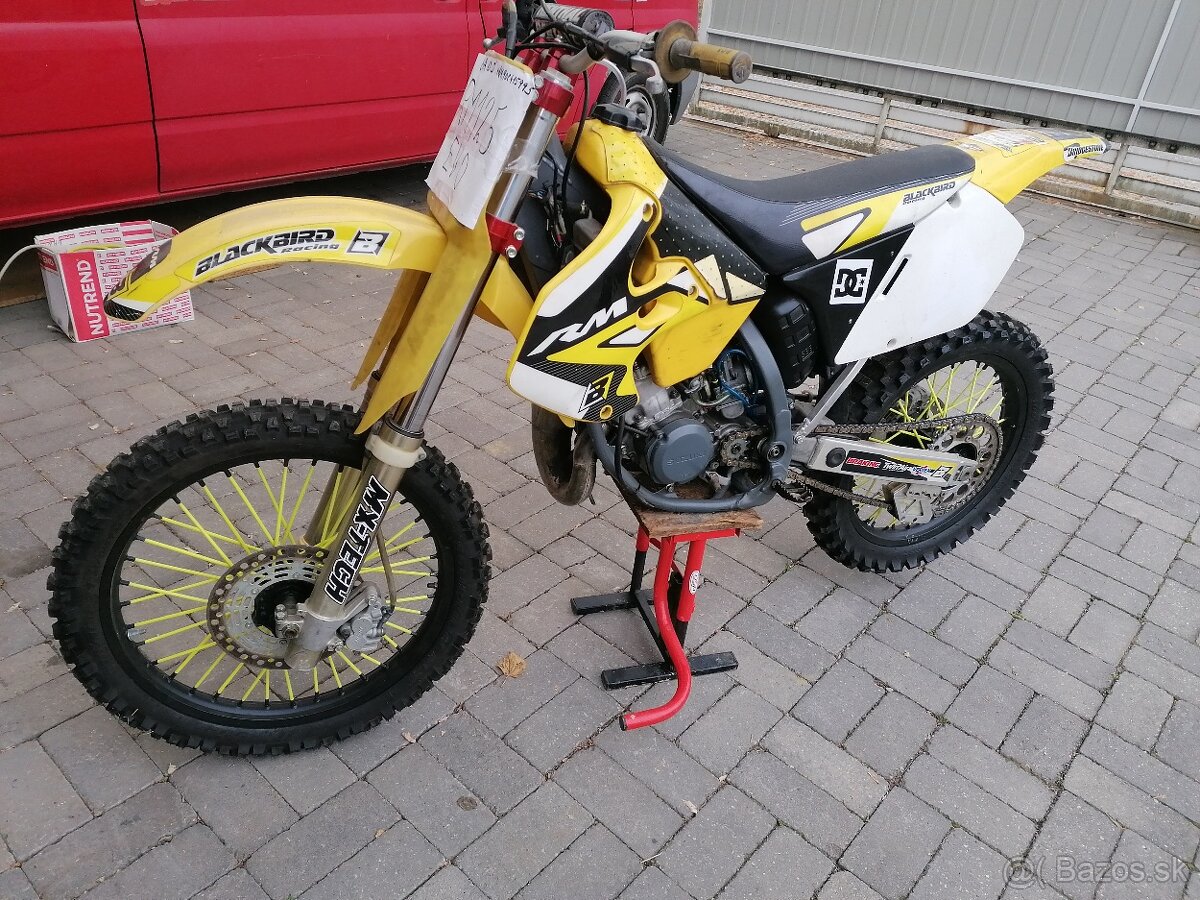 Suzuki RM 124