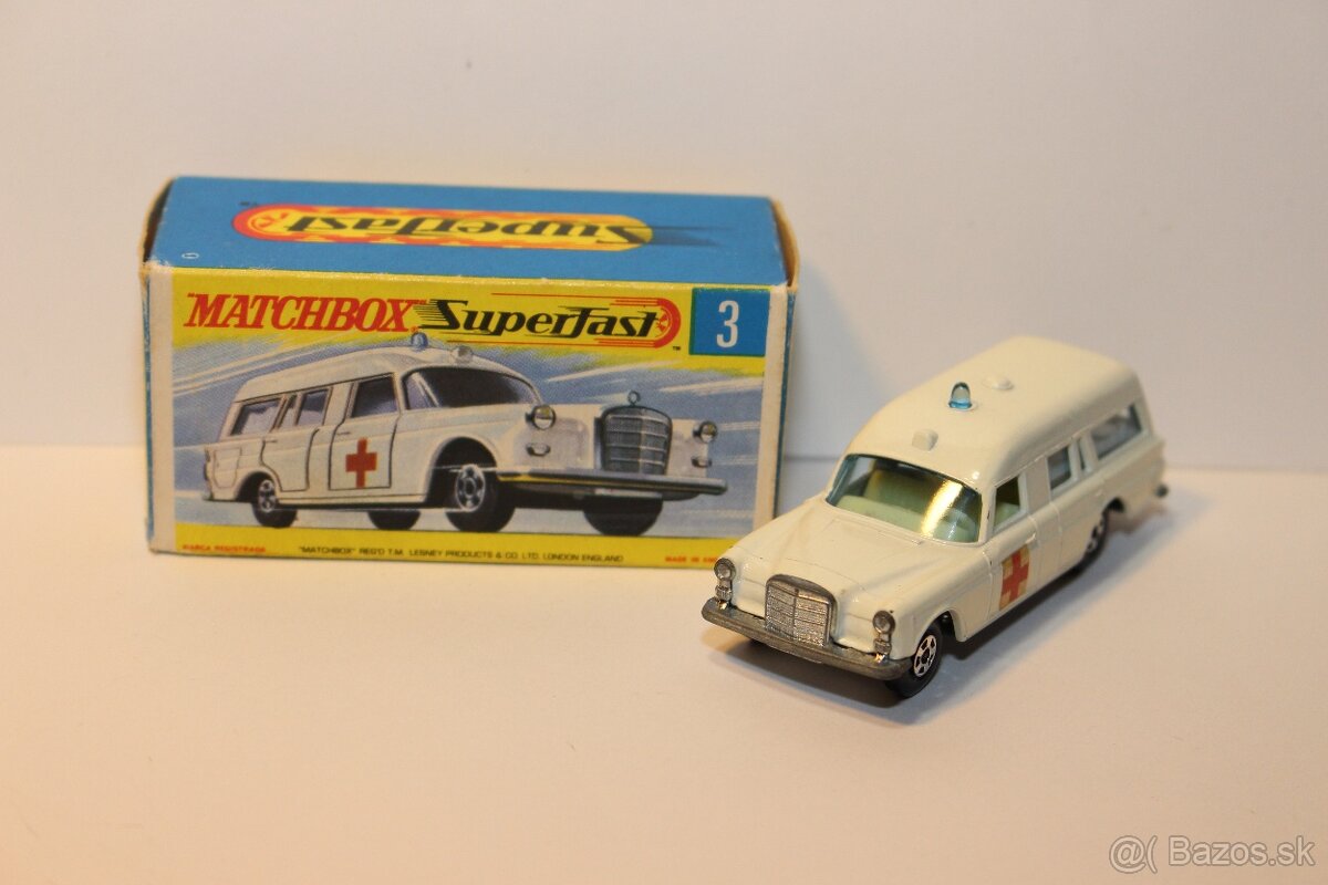 Matchbox SF Mercedes Benz Binz ambulance