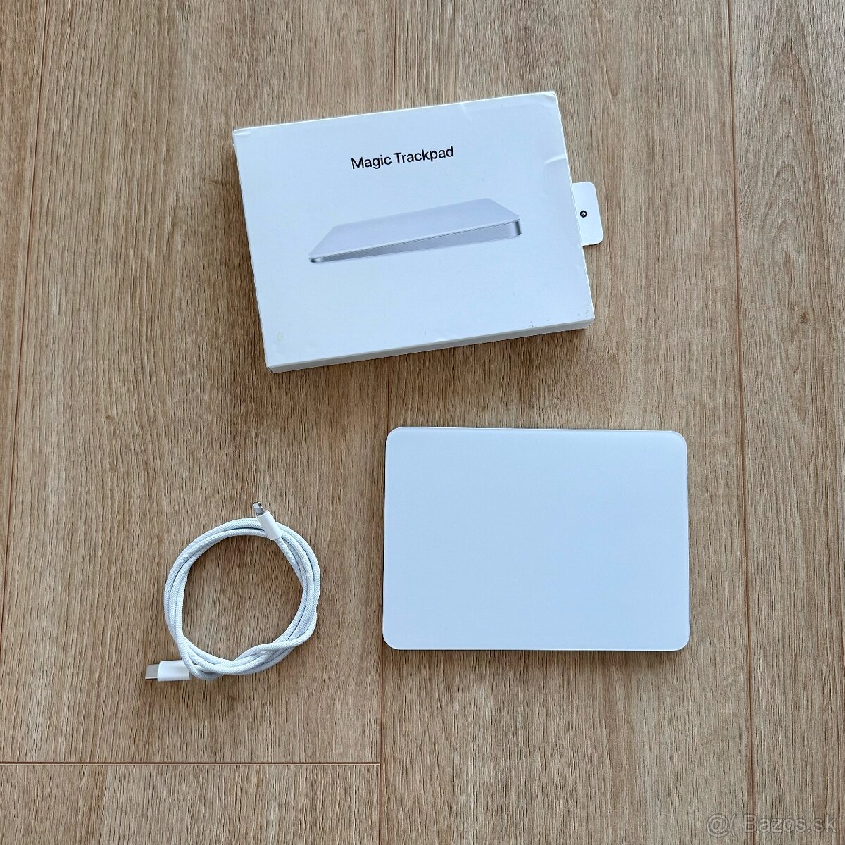 Predám biely Apple Magic Trackpad v top stave