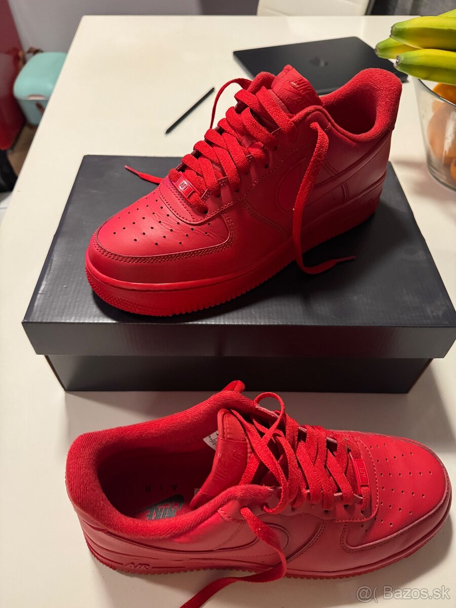 Nike air force 1 red october