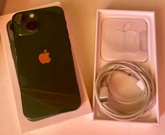 iPhone 13 mini