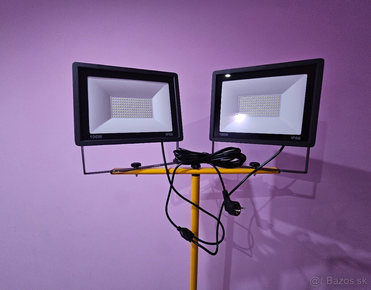 Led reflektor 2×100w +stojan