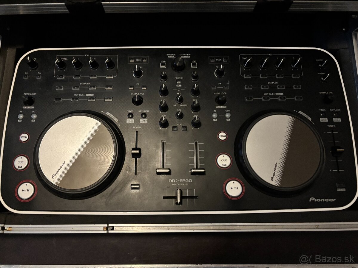 Pioneer DDJ-ERGO-V + Magma case