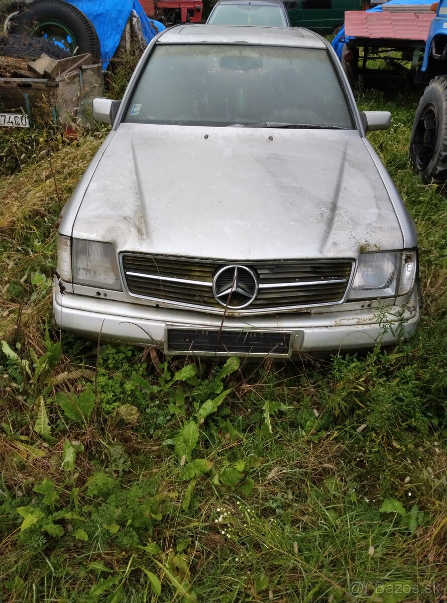 Predám Mercedes-Benz 124 260 benzín automat