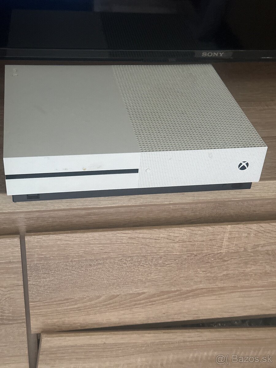 Predám xbox one S