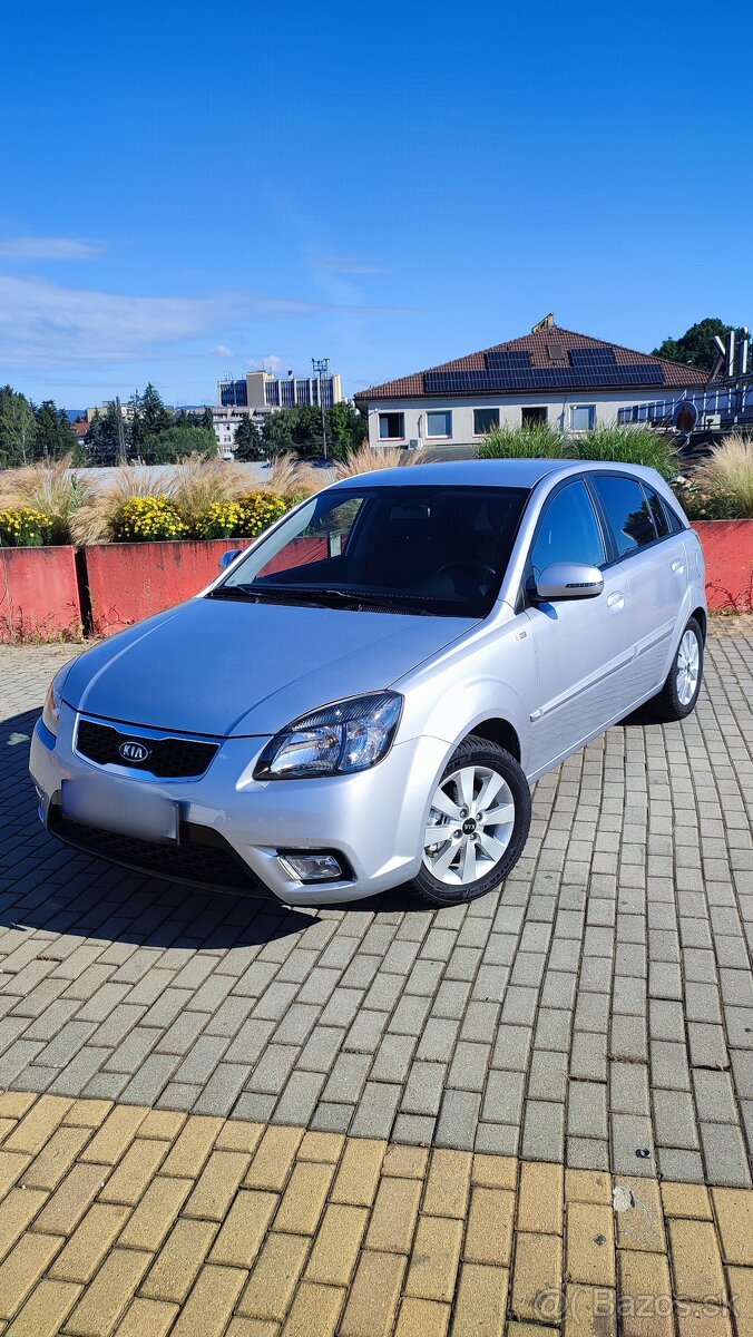 Kia Rio Sporty edition 1.4i 16V 71kw /97 koní/, kúpené na SK