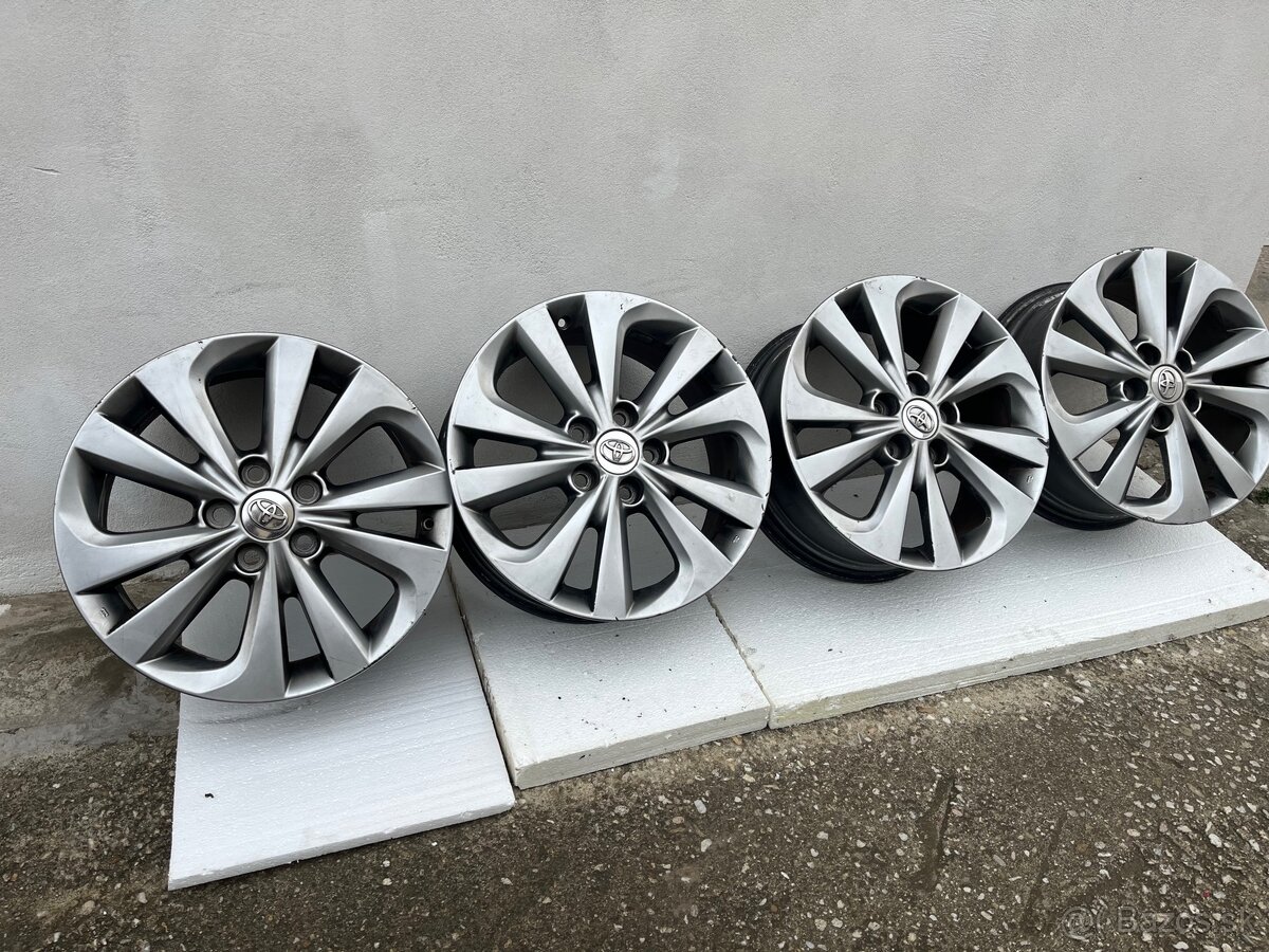 DISKY TOYOTA R17 5x114,3 - Auris, Corolla