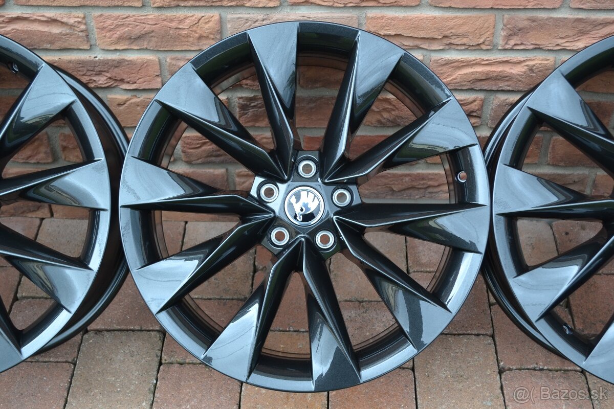 5x112 R19 Hlinikove disky Original Skoda