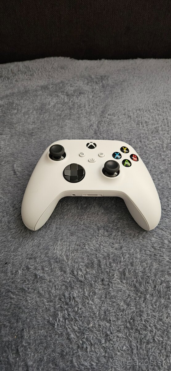 Xbox series ovladac (gamepad)