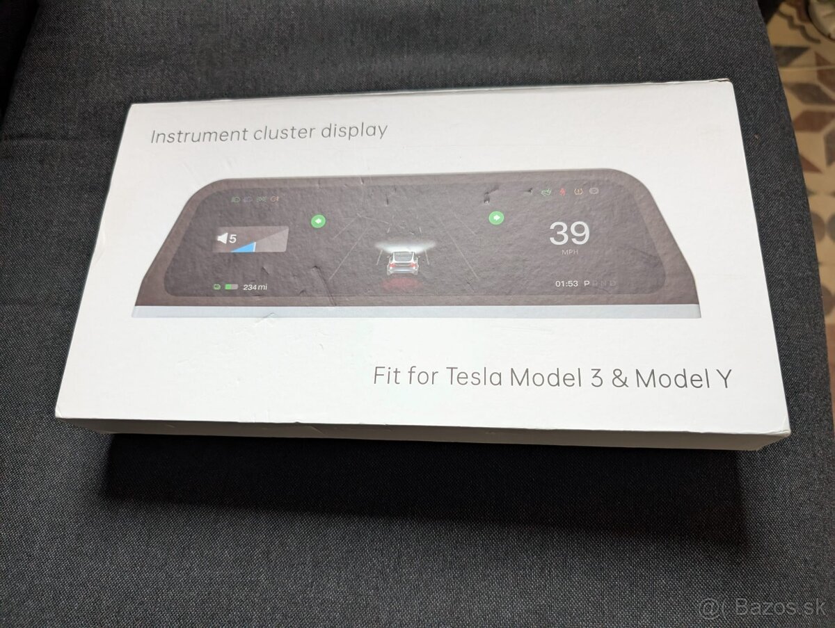 Digitálny display pre teslu Model 3 a Y