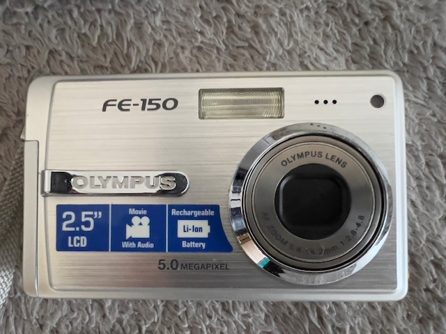 OLYMPUS FE 150