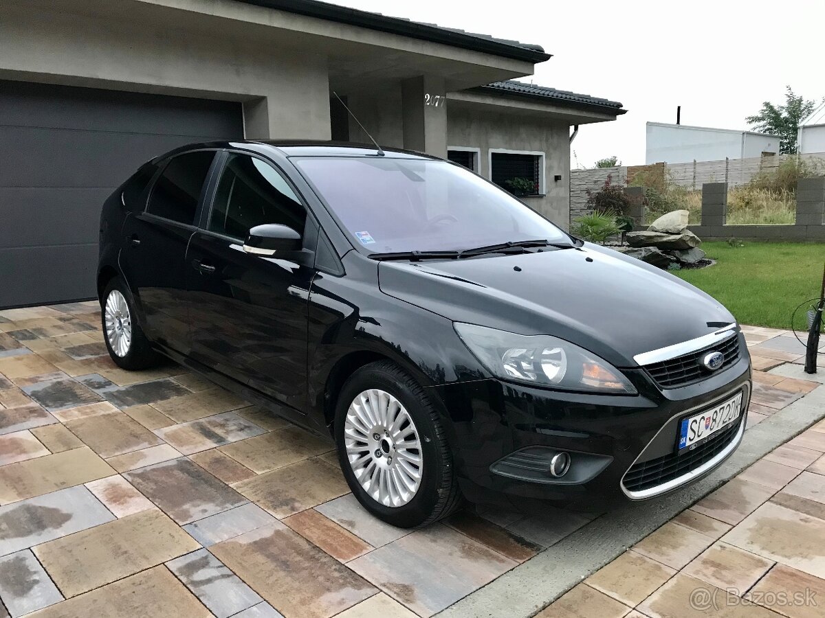 Ford Focus 1.6i benzin automat