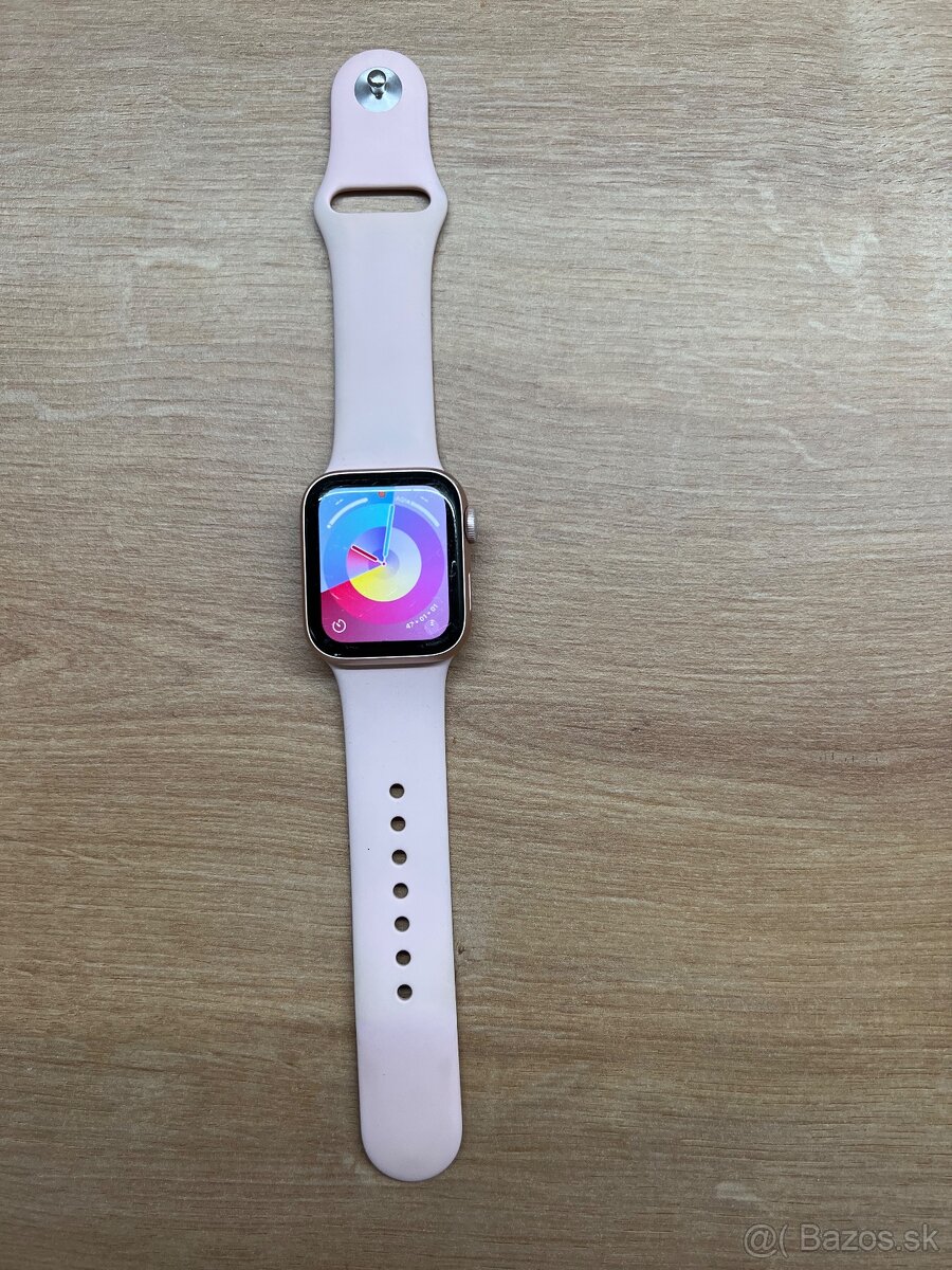 APPLE WATCH SERIES 6 40MM Rose Gold