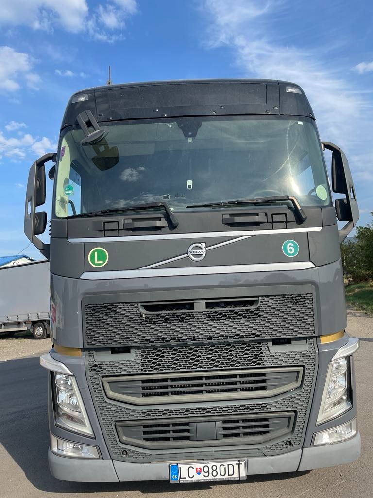 VOLVO FH TAHAC 1.majitel.odpočet DPH r.v.2018 MEGA