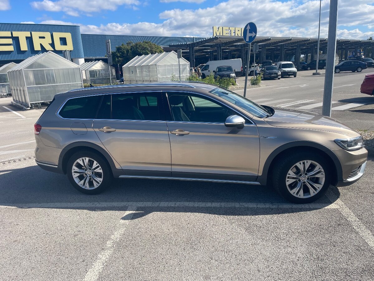 VW Passat Alltrack B7 4x4 automat, 200koní , r2016