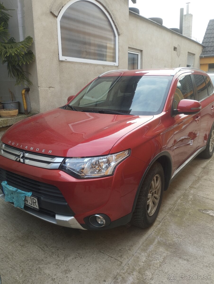 Mitsubishi Outlander 2.2 diesel  ťažné 4WD