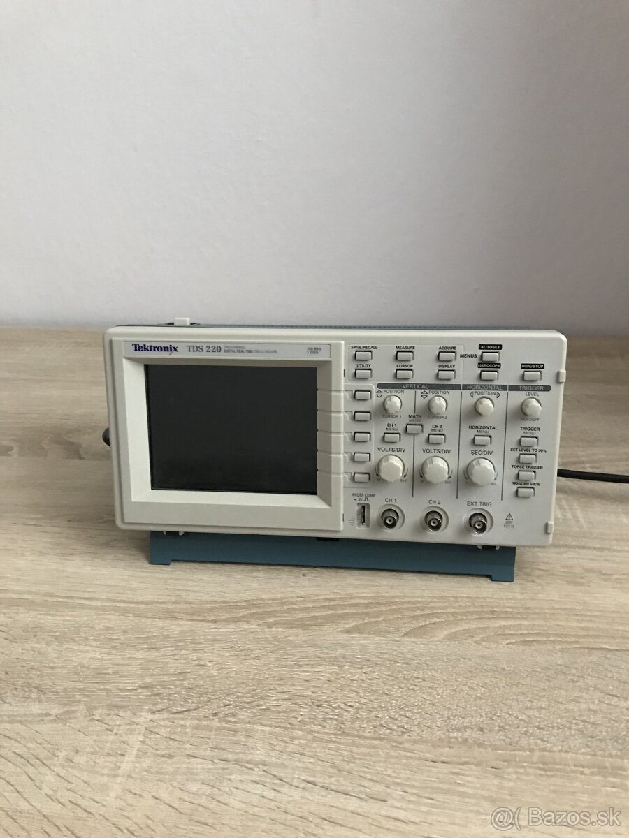 Digitálny osciloskop Tektronix TDS220