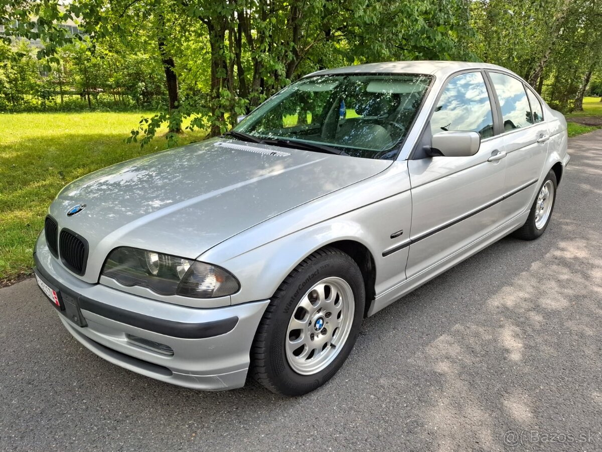 BMW 323i 125kW