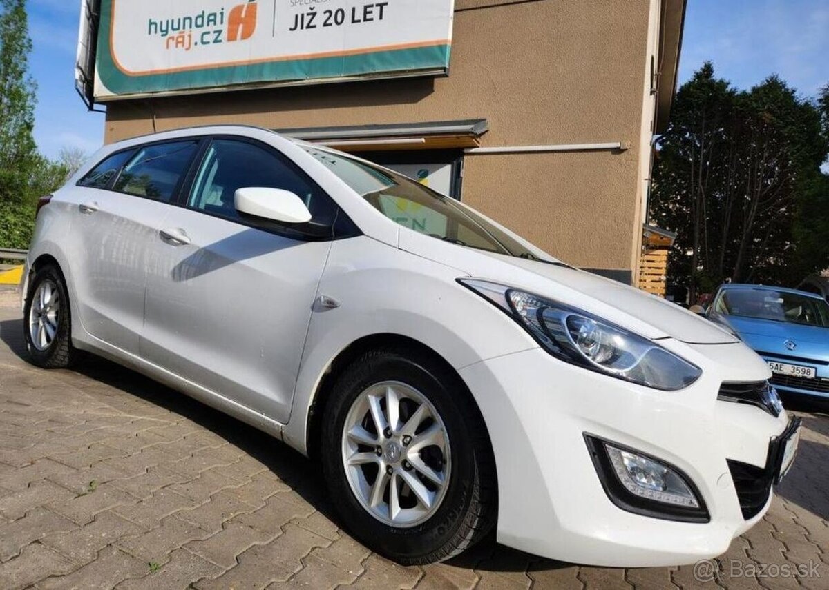 Hyundai i30 1,4 -po GO motoru - faktura