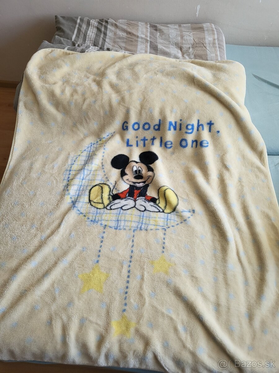 Španielska manterolová deka mickey