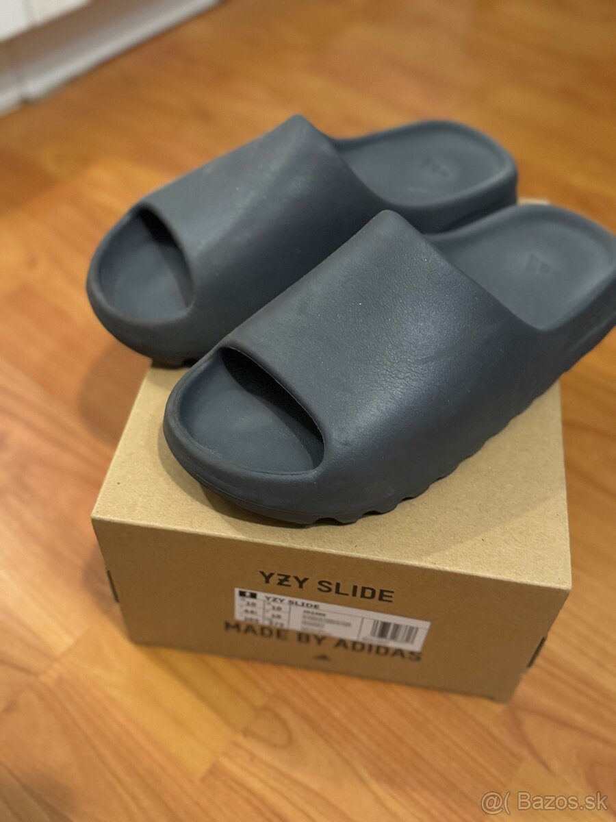 Yeezy slide slate grey - original velkost 44