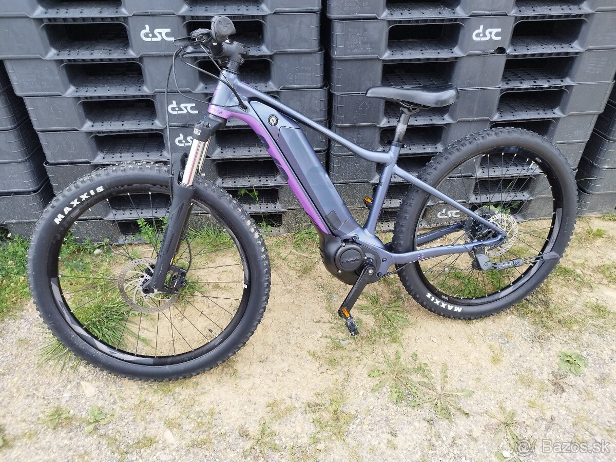 Damsky pansky horsky elektrobicykel ram S pneu 27,5