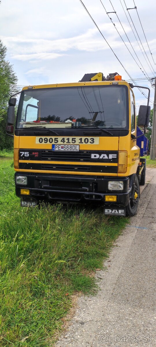 DAF 75.240 ATI - Lanový nosič s rukou + 2x kontajner k autu