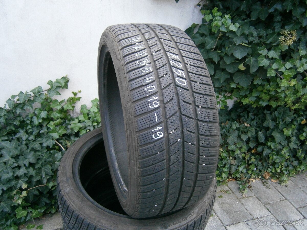 Predám 4x zimné pneu Barum 235/40 R19 96VXL