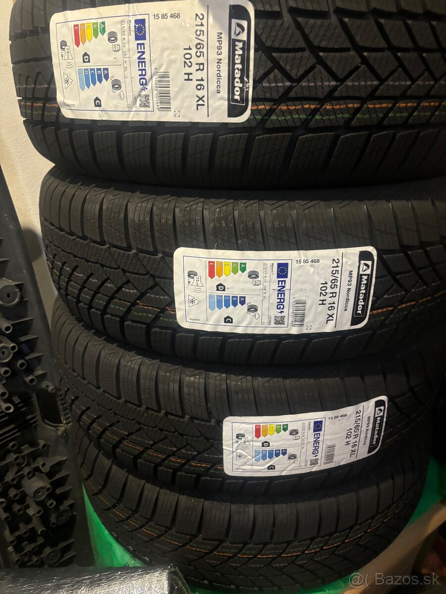 Predám zimné gumy matador 215/65r16