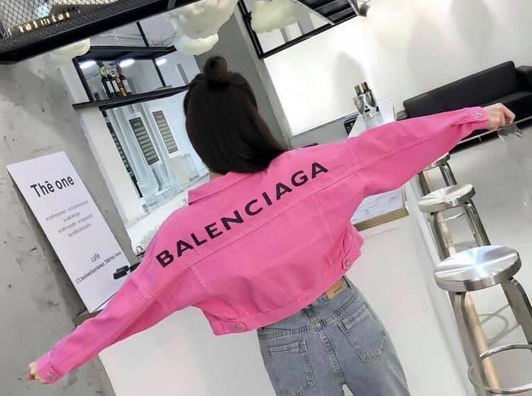 riflova bunda balenciaga