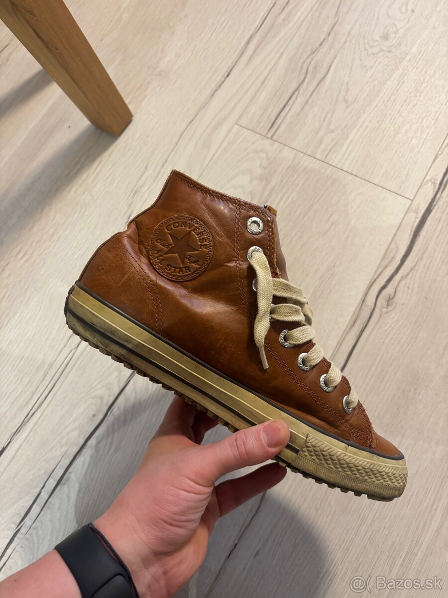 Kožené Converse