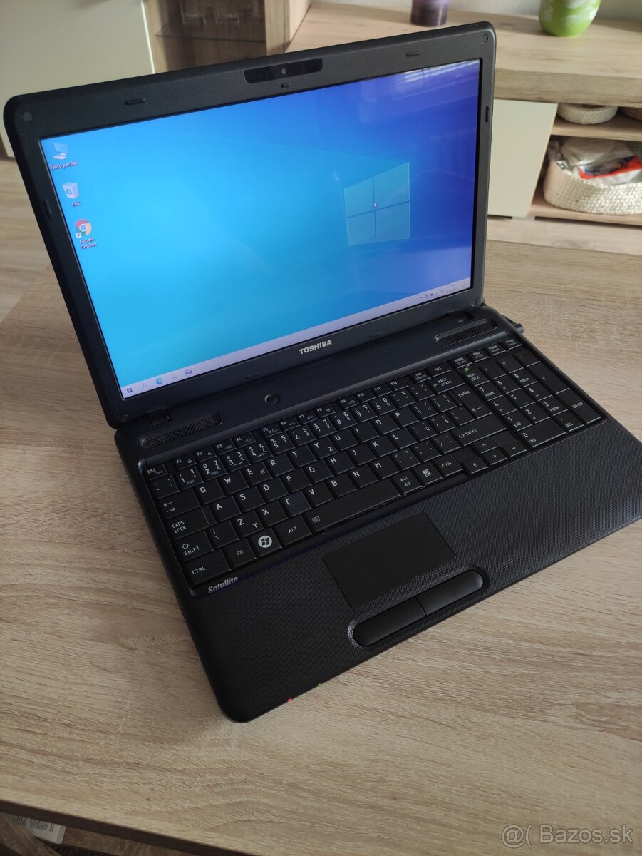 Toshiba C660 i3 4x2.4Ghz,8GBRAM,320GBHDD,webka,wifi,BT