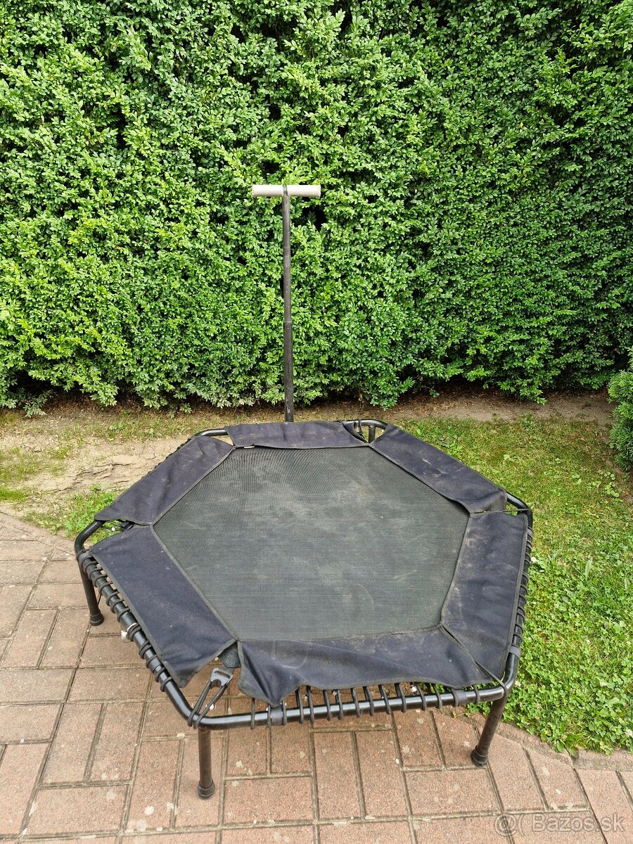 Trampolina