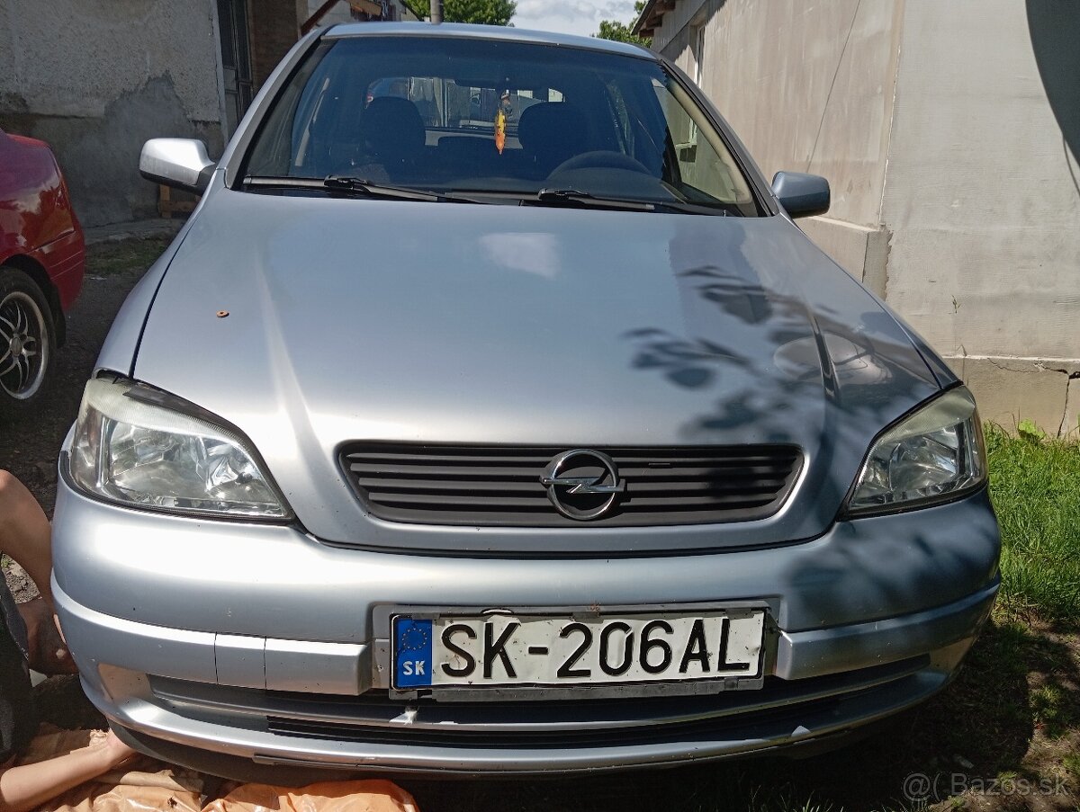 Predam opel astra g