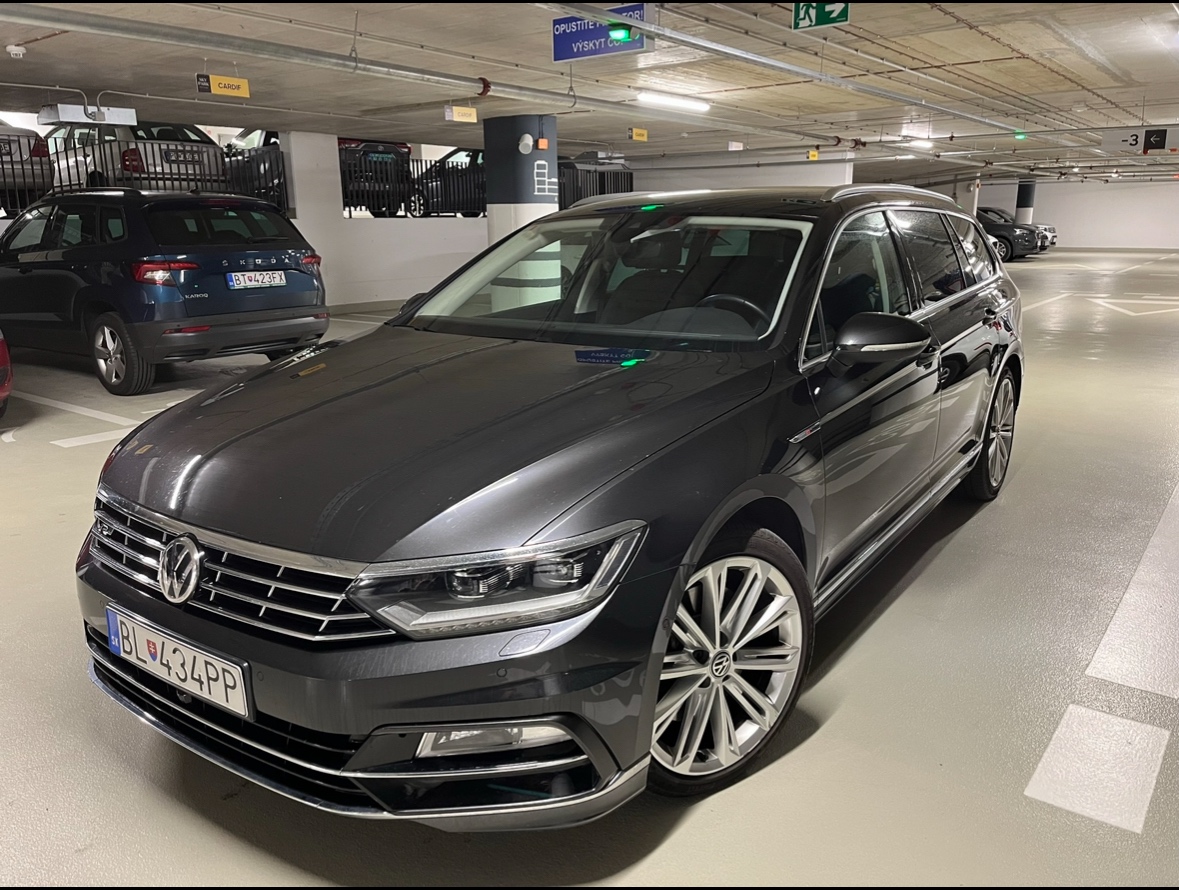 Volkswagen Passat Variant 2.0 BiTDI R-Line HL 4Motion DSG